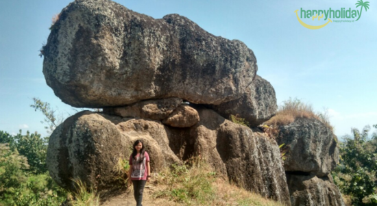 Wisata Batu Susun So'on Solor Bondowoso